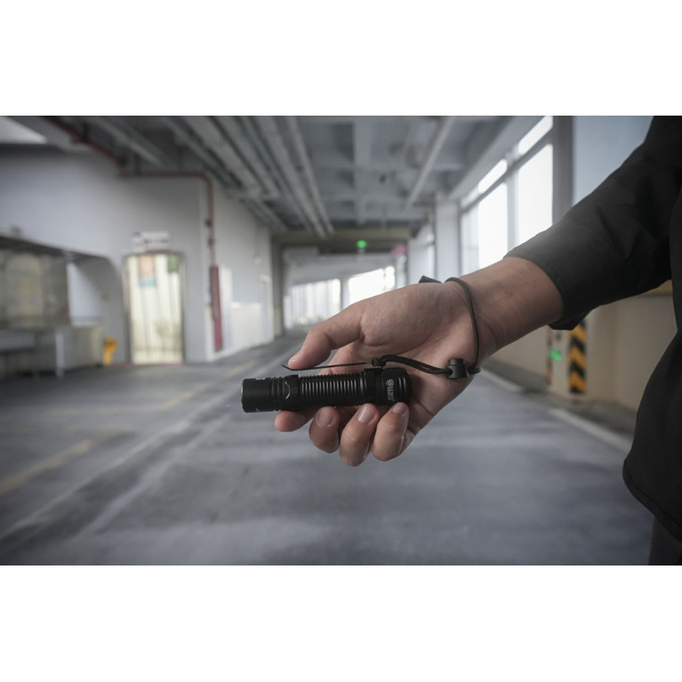 LAMPE TORCHE NITECORE EDC 31 3500Lm