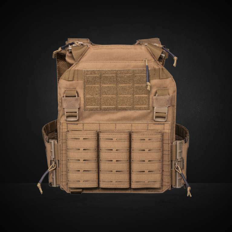 VESTE PORTE PLAQUES 600D QUICK DETACH COYOTE